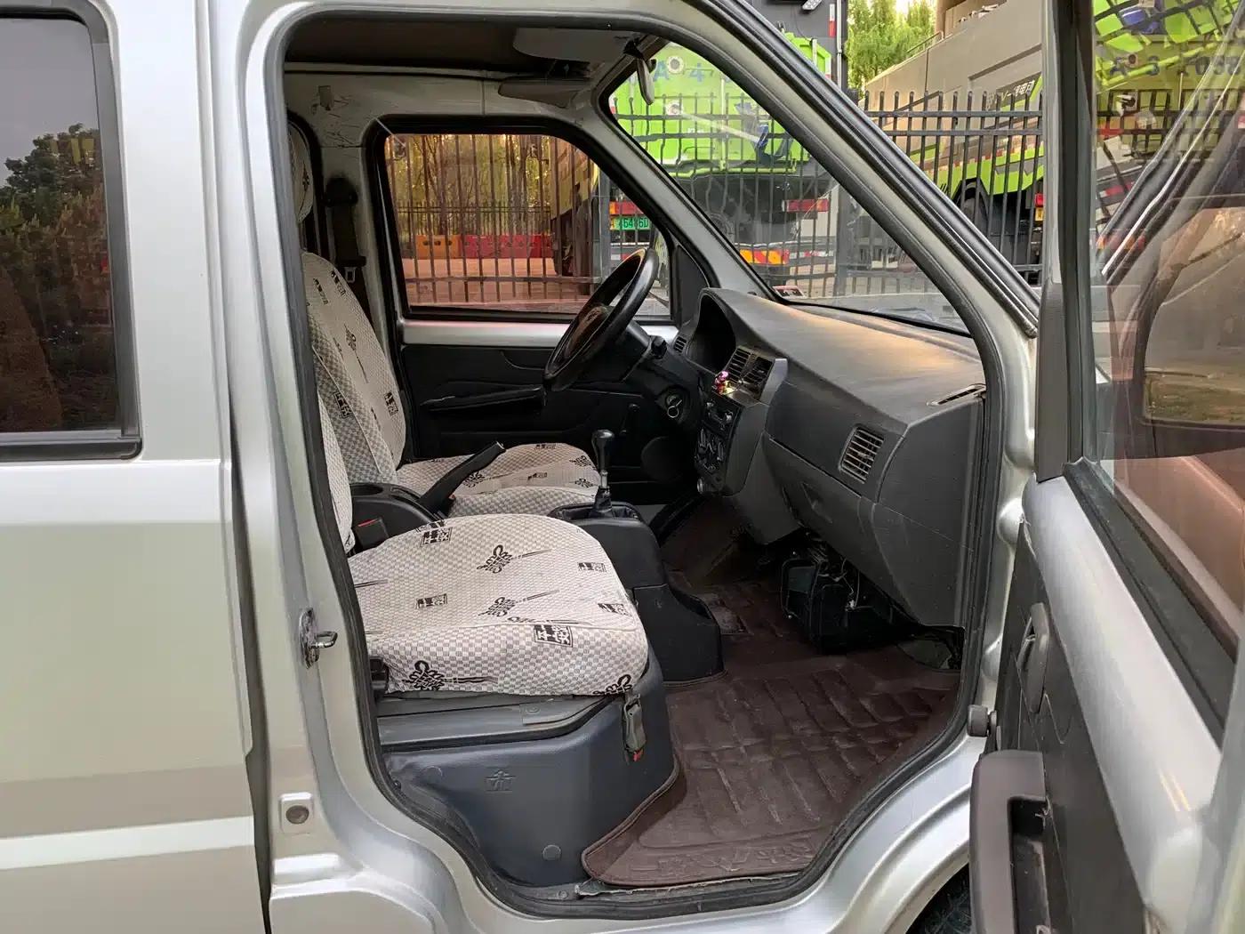 Wuling Rongguang Mini Truck 2017 1.5L Double Cab Basic Model L3C — миниатюра 6