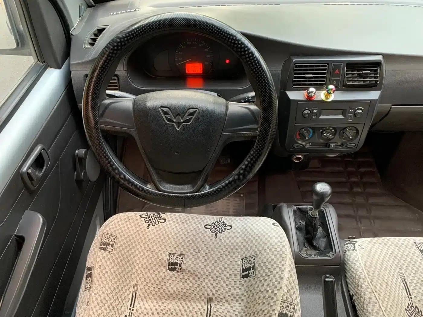 Wuling Rongguang Mini Truck 2017 1.5L Double Cab Basic Model L3C — миниатюра 8