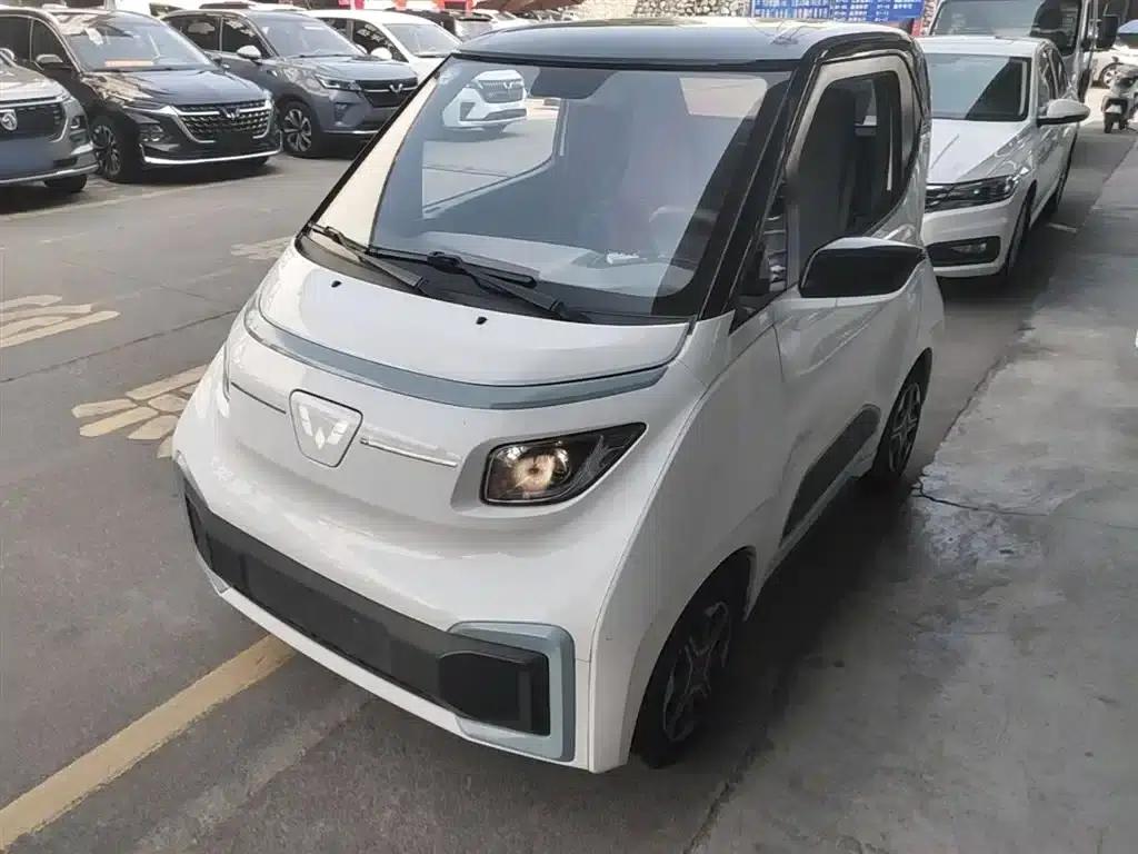 Wuling NanoEV 2021 Fun Edition — миниатюра 2