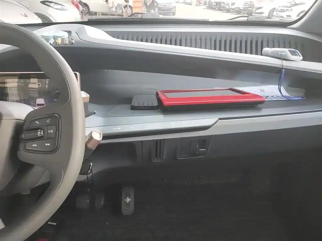 Wuling NanoEV 2021 Fun Edition — миниатюра 13