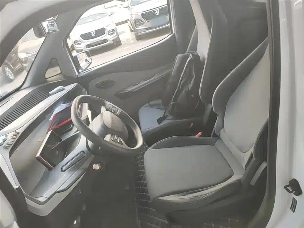 Wuling NanoEV 2021 Fun Edition — миниатюра 15
