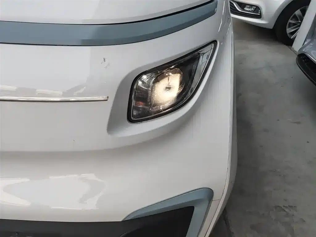 Wuling NanoEV 2021 Fun Edition — миниатюра 24