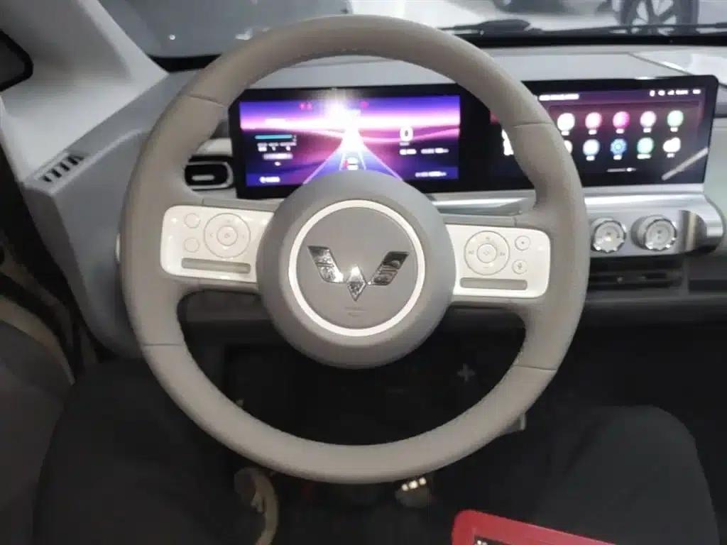 Wuling Air ev Clear Sky 2023 Model, Four-Seat - Advanced Edition — миниатюра 11