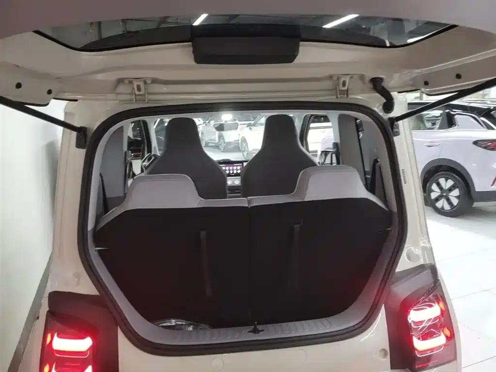Wuling Air ev Clear Sky 2023 Model, Four-Seat - Advanced Edition — миниатюра 19
