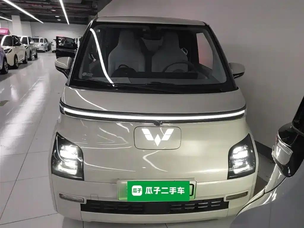 Wuling Air ev Clear Sky 2023 Model, Four-Seat - Advanced Edition — миниатюра 3