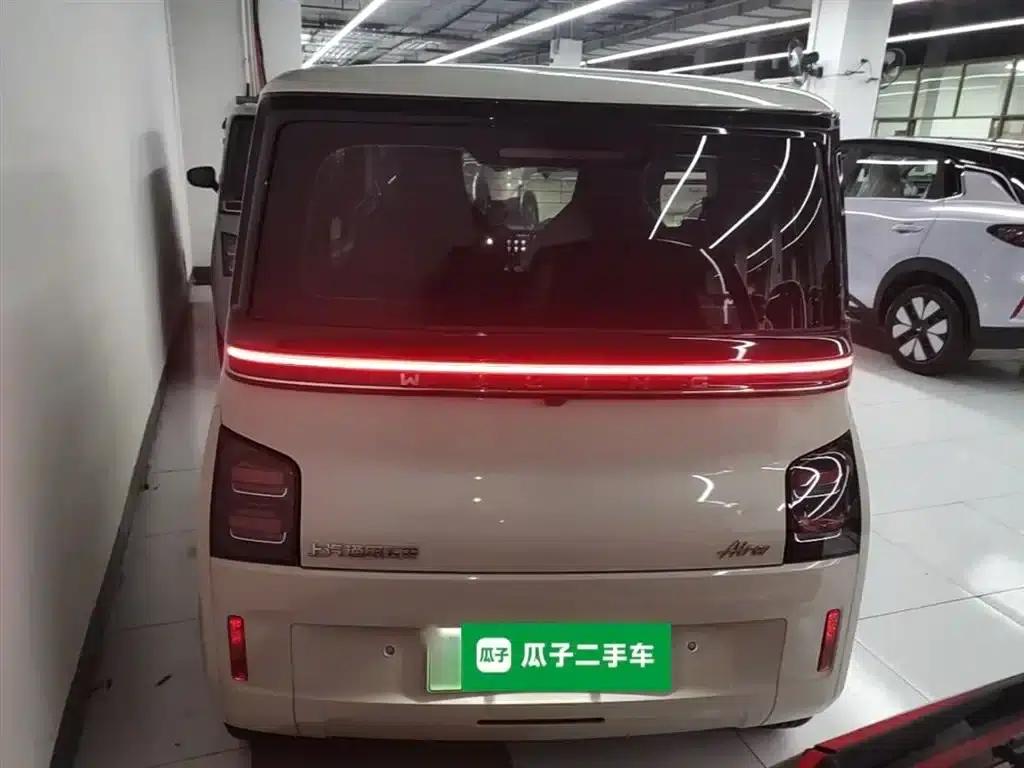 Wuling Air ev Clear Sky 2023 Model, Four-Seat - Advanced Edition — миниатюра 6
