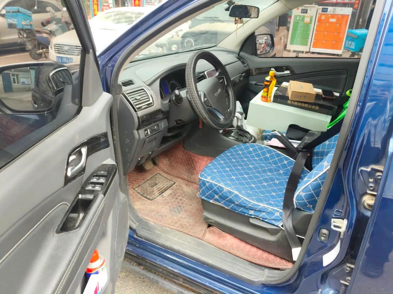Isuzu D-MAX 2019 3.0T Four-Wheel Drive Automatic Elite Version 4JJ1-TC HI — миниатюра 17
