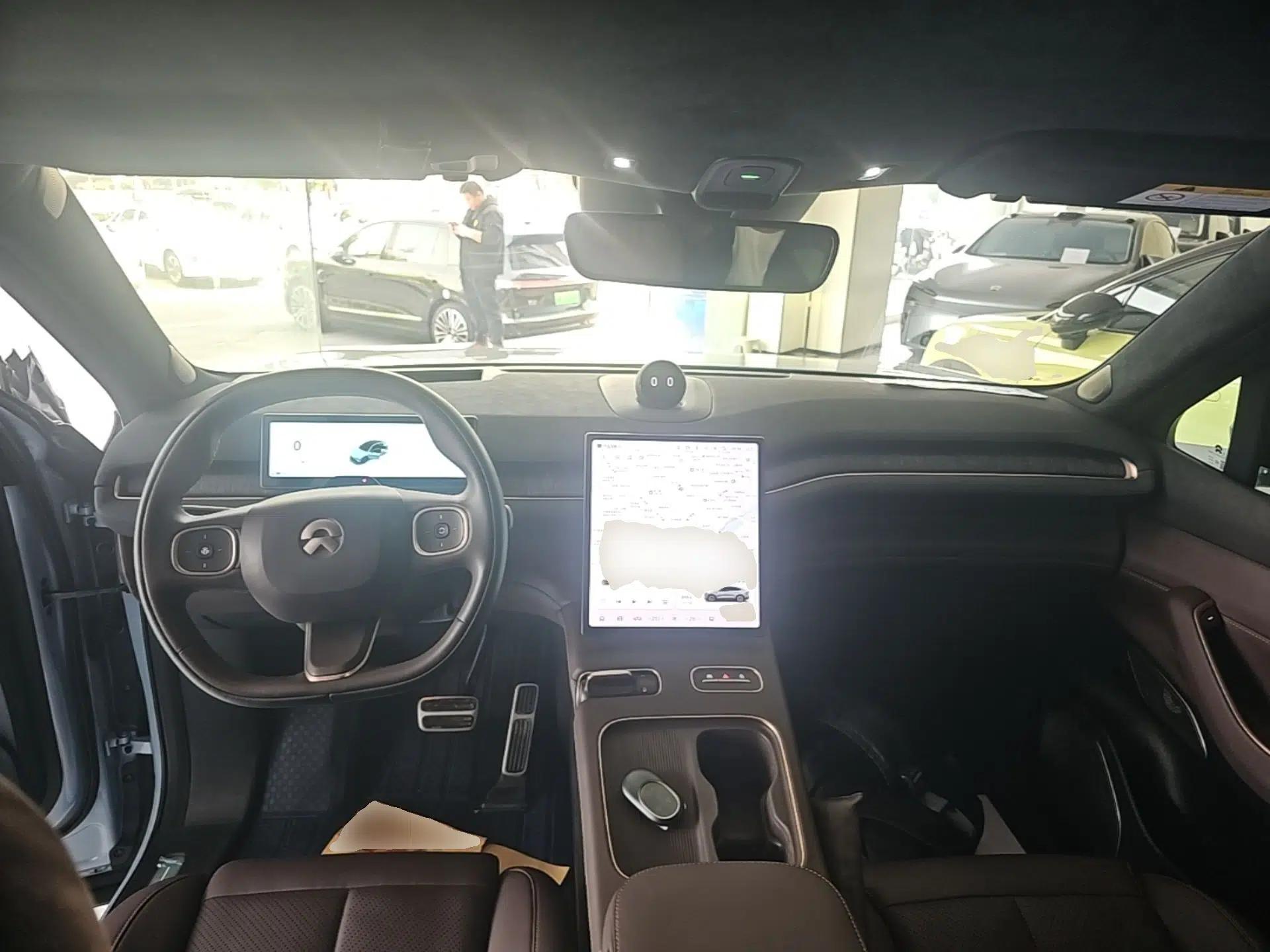 Nio EC7 2023 75 kWh — миниатюра 12