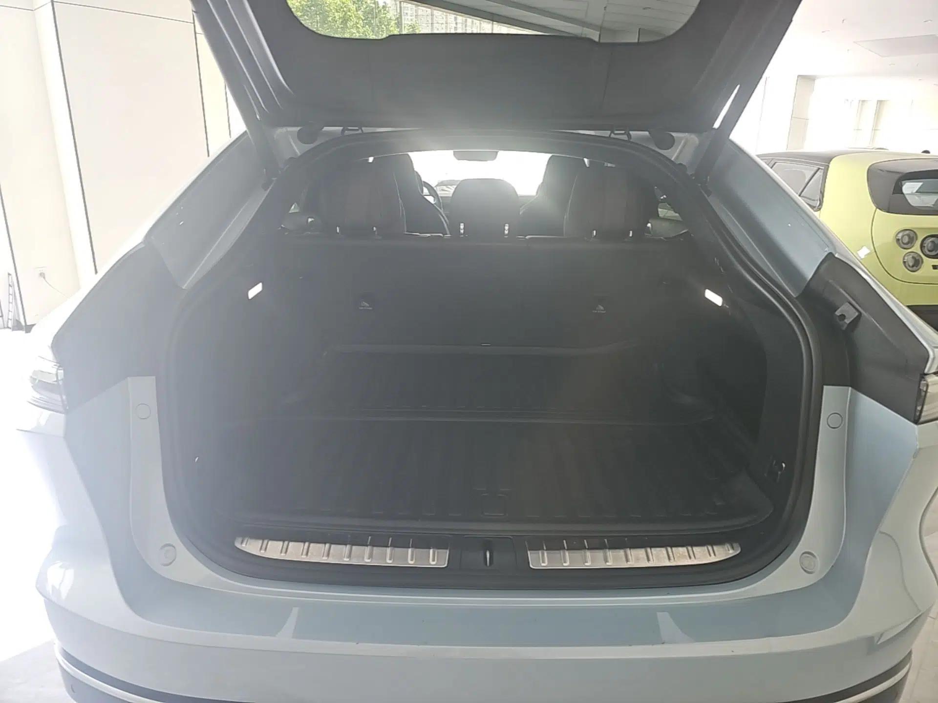 Nio EC7 2023 75 kWh — миниатюра 21