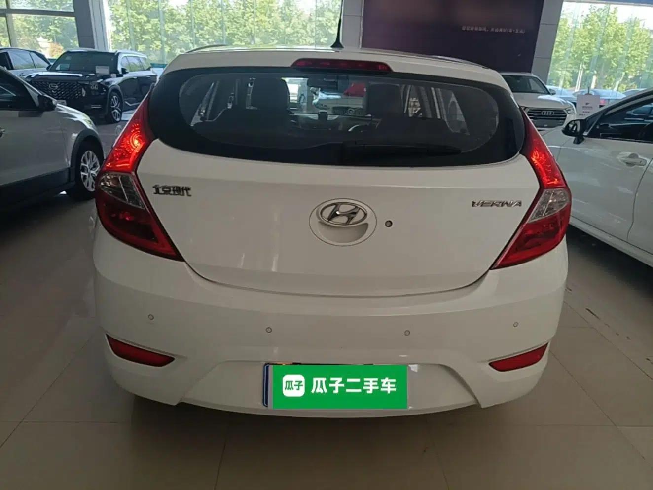 Hyundai Verna Ray 2014 1.4L Automatic GLX — миниатюра 5