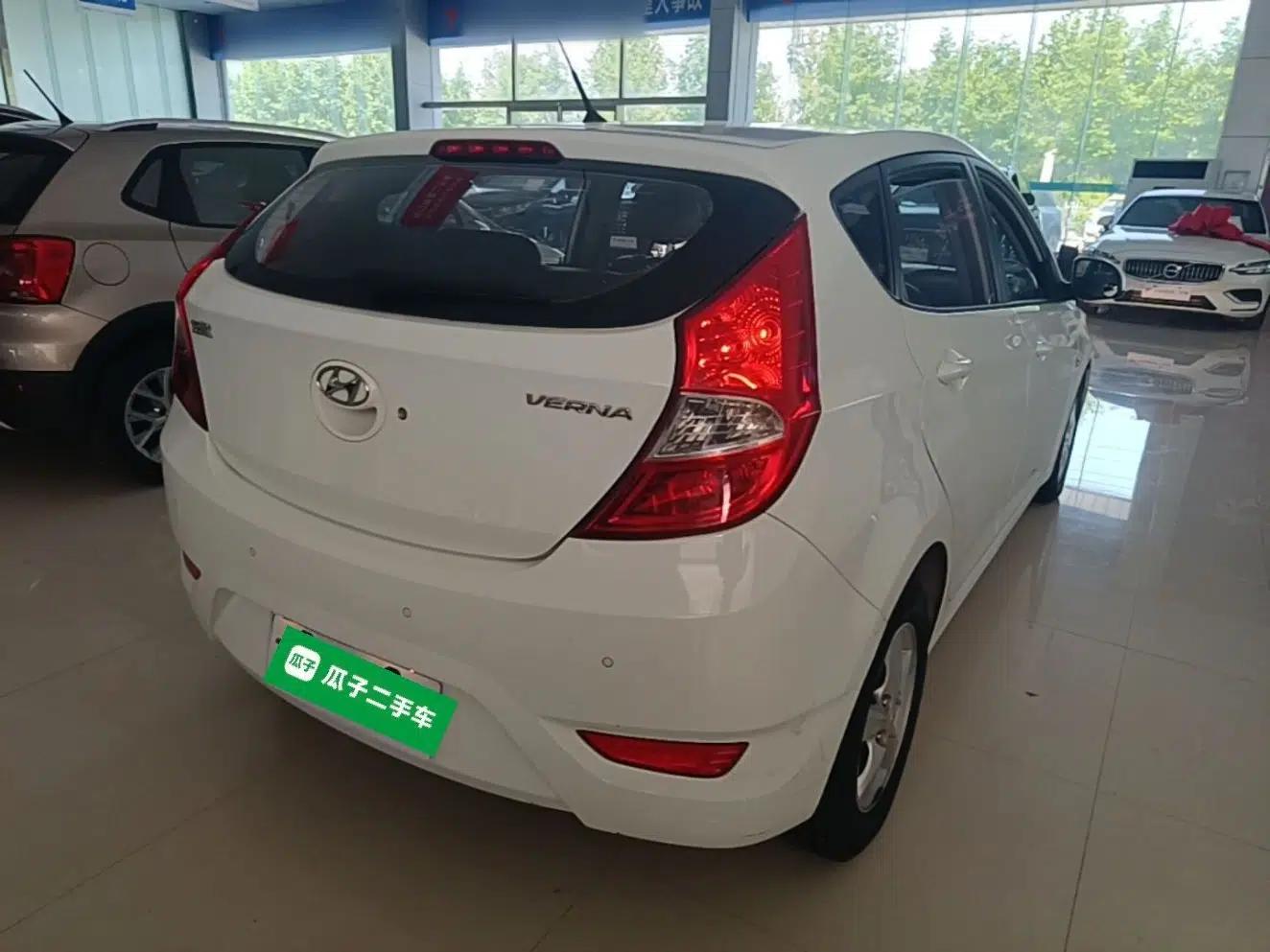 Hyundai Verna Ray 2014 1.4L Automatic GLX — миниатюра 6