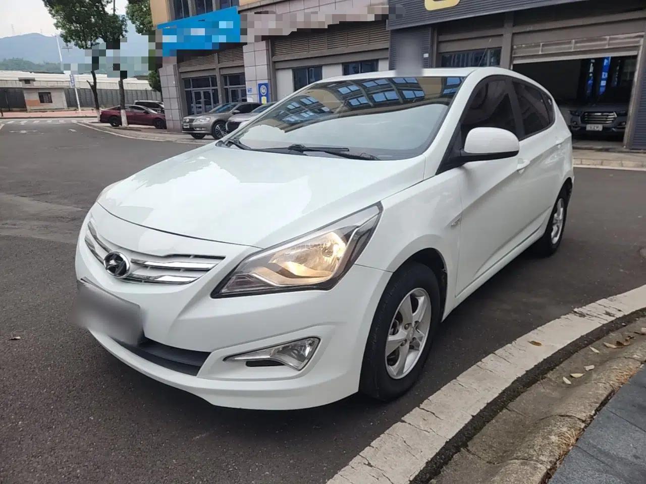 Hyundai Verna Ray 2014 1.4L Manual GLX — миниатюра 1