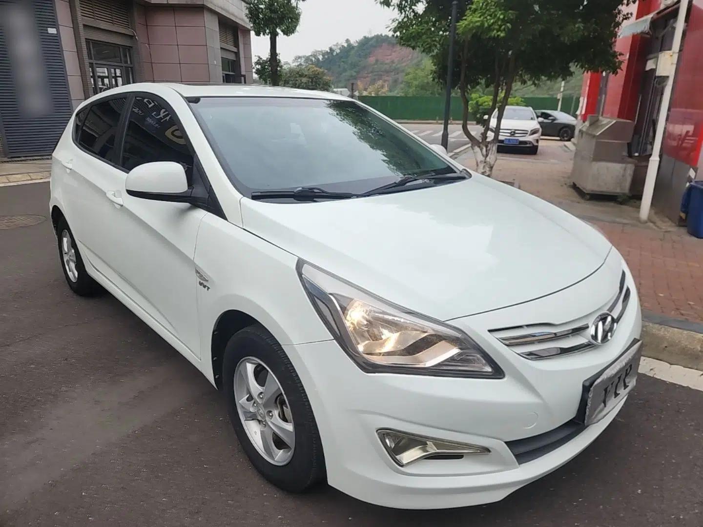 Hyundai Verna Ray 2014 1.4L Manual GLX — миниатюра 3