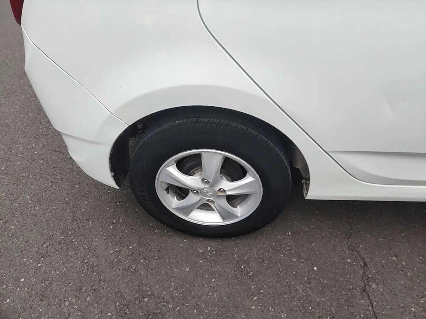 Hyundai Verna Ray 2014 1.4L Manual GLX — миниатюра 10