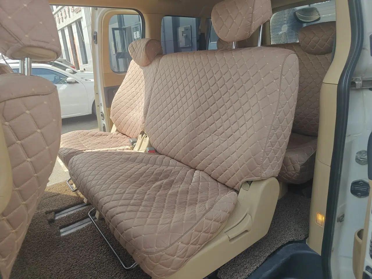 Hyundai H-1 Starex 2011 2.4L Luxury Edition — миниатюра 18