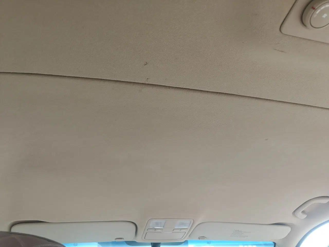 Hyundai H-1 Starex 2011 2.4L Luxury Edition — миниатюра 19