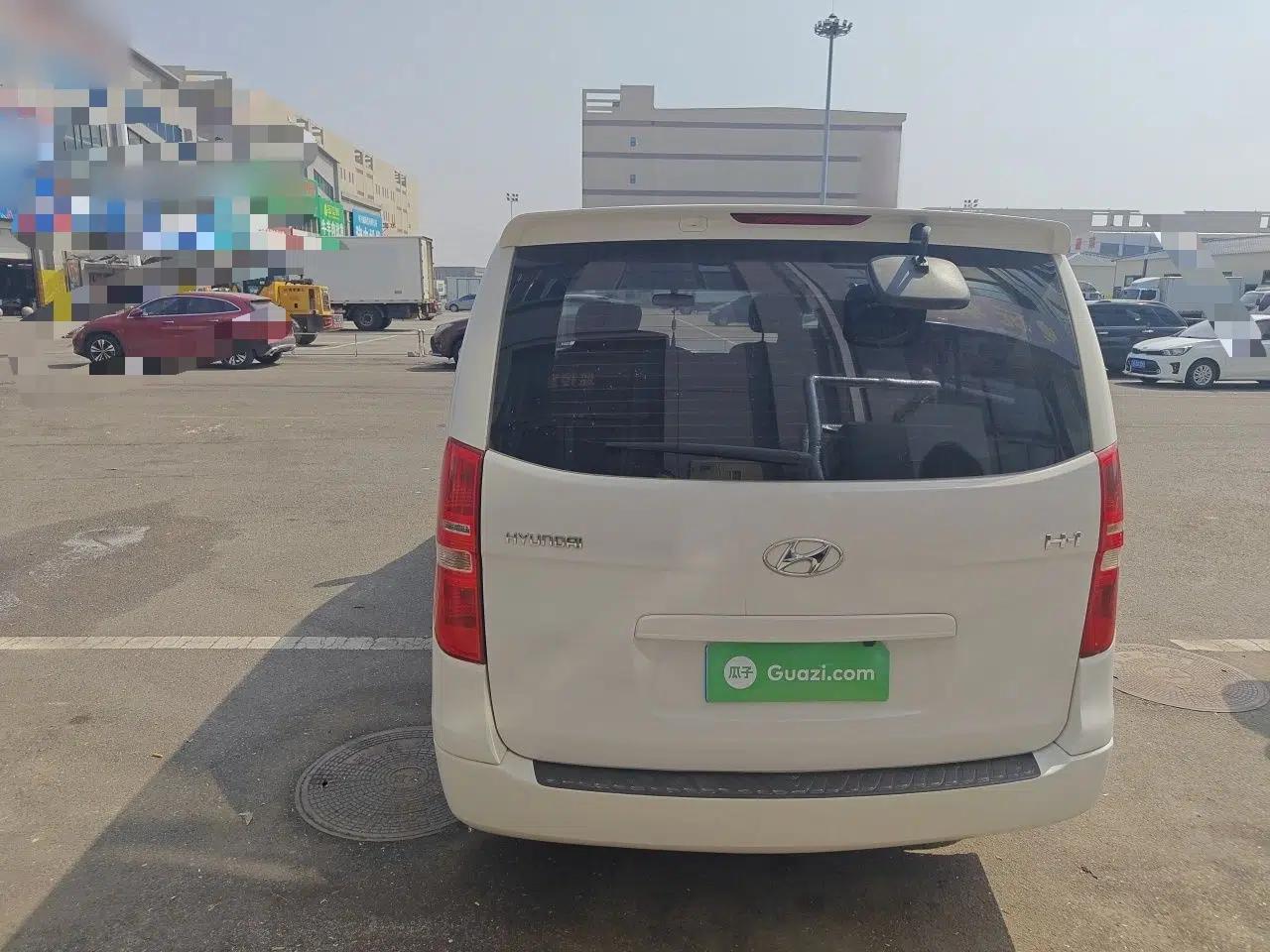 Hyundai H-1 Starex 2011 2.4L Luxury Edition — миниатюра 5