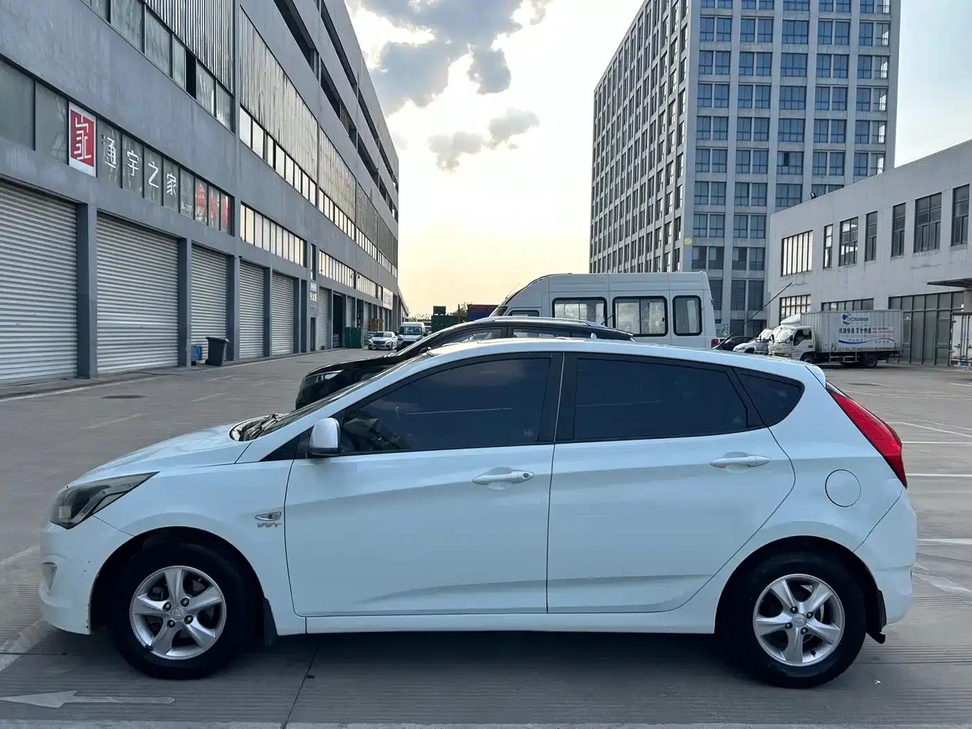Ruiyi 2014 1.4L Automatic GLX — миниатюра 4
