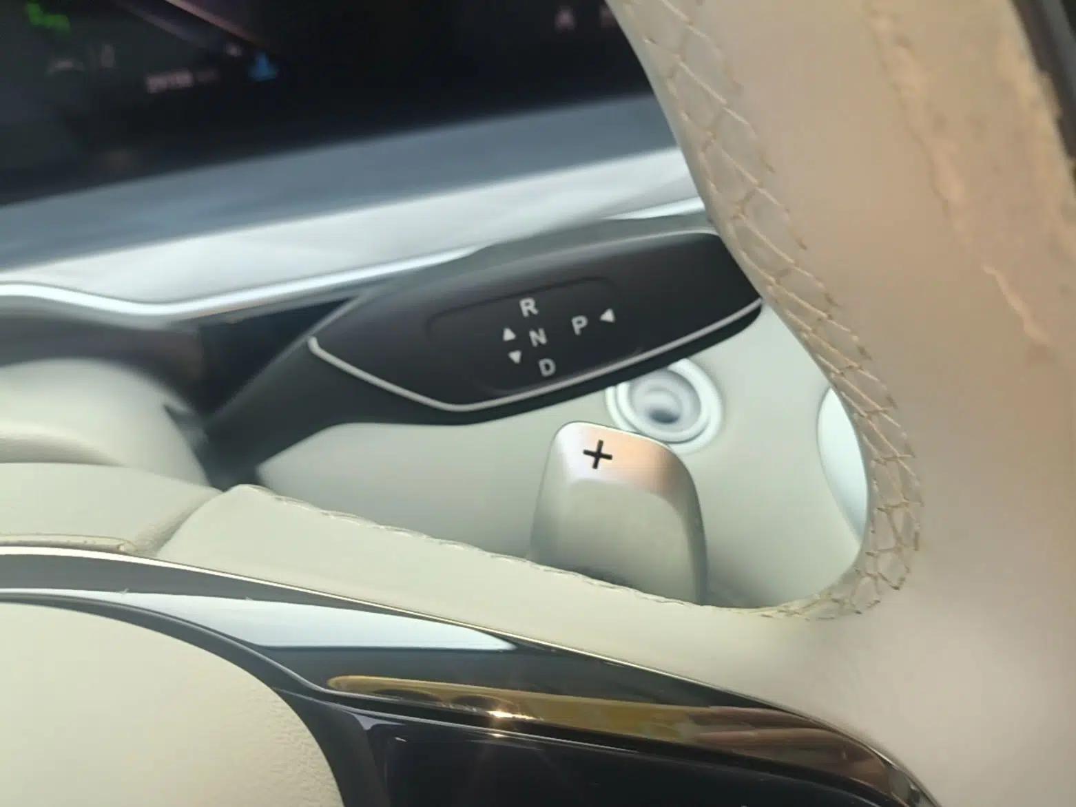EXEED Stellar 2023 400T Two-Wheel Drive Luxury Edition — миниатюра 16
