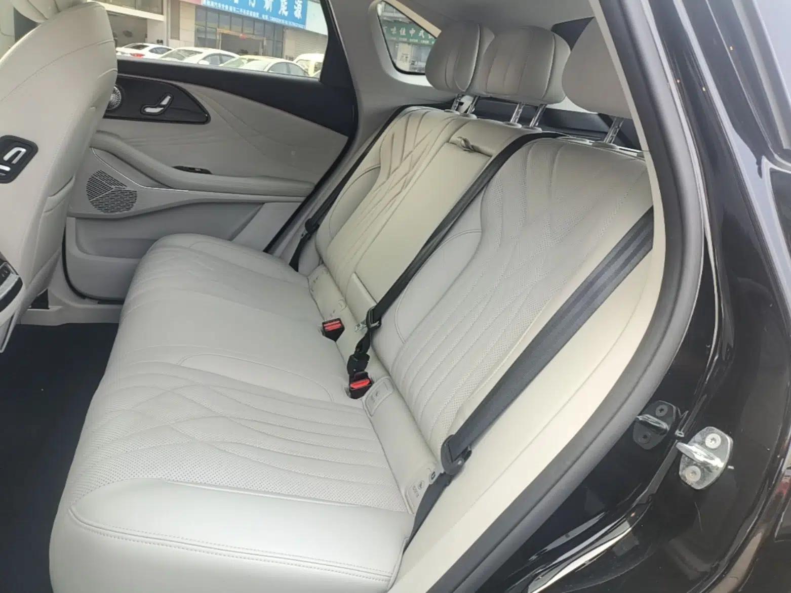 EXEED Stellar 2023 400T Two-Wheel Drive Luxury Edition — миниатюра 19