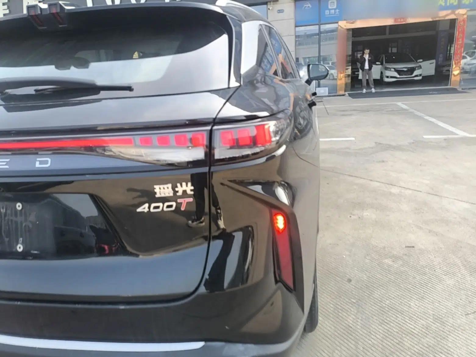 EXEED Stellar 2023 400T Two-Wheel Drive Luxury Edition — миниатюра 8