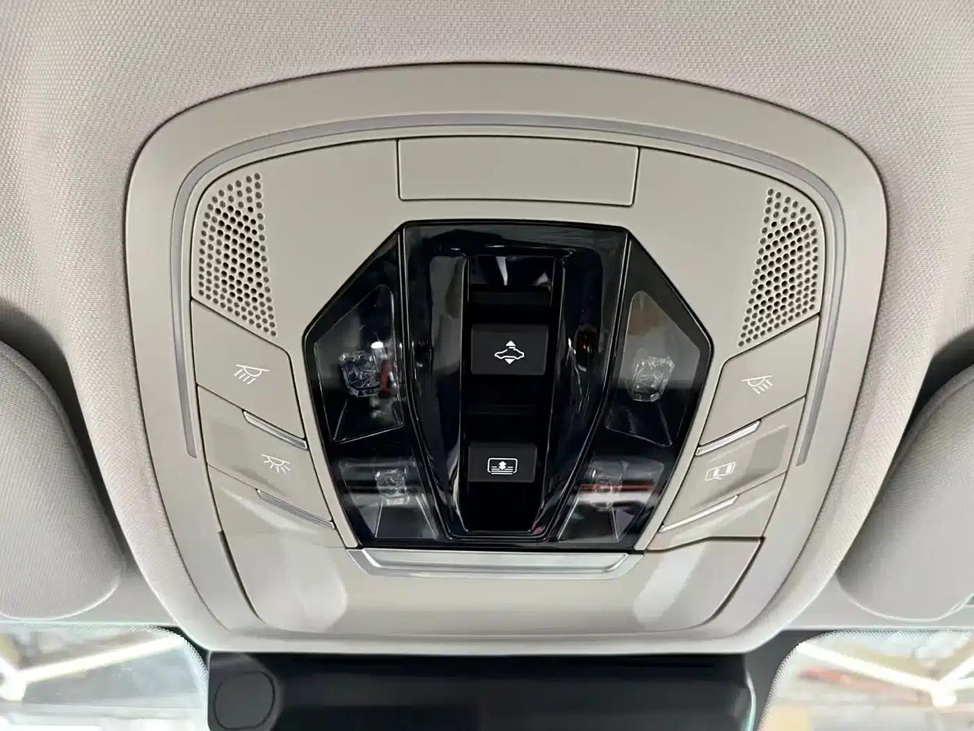 Exeed C-DM 2024 Model C-DM 1.5TCI 105KM Luxury Edition — миниатюра 21