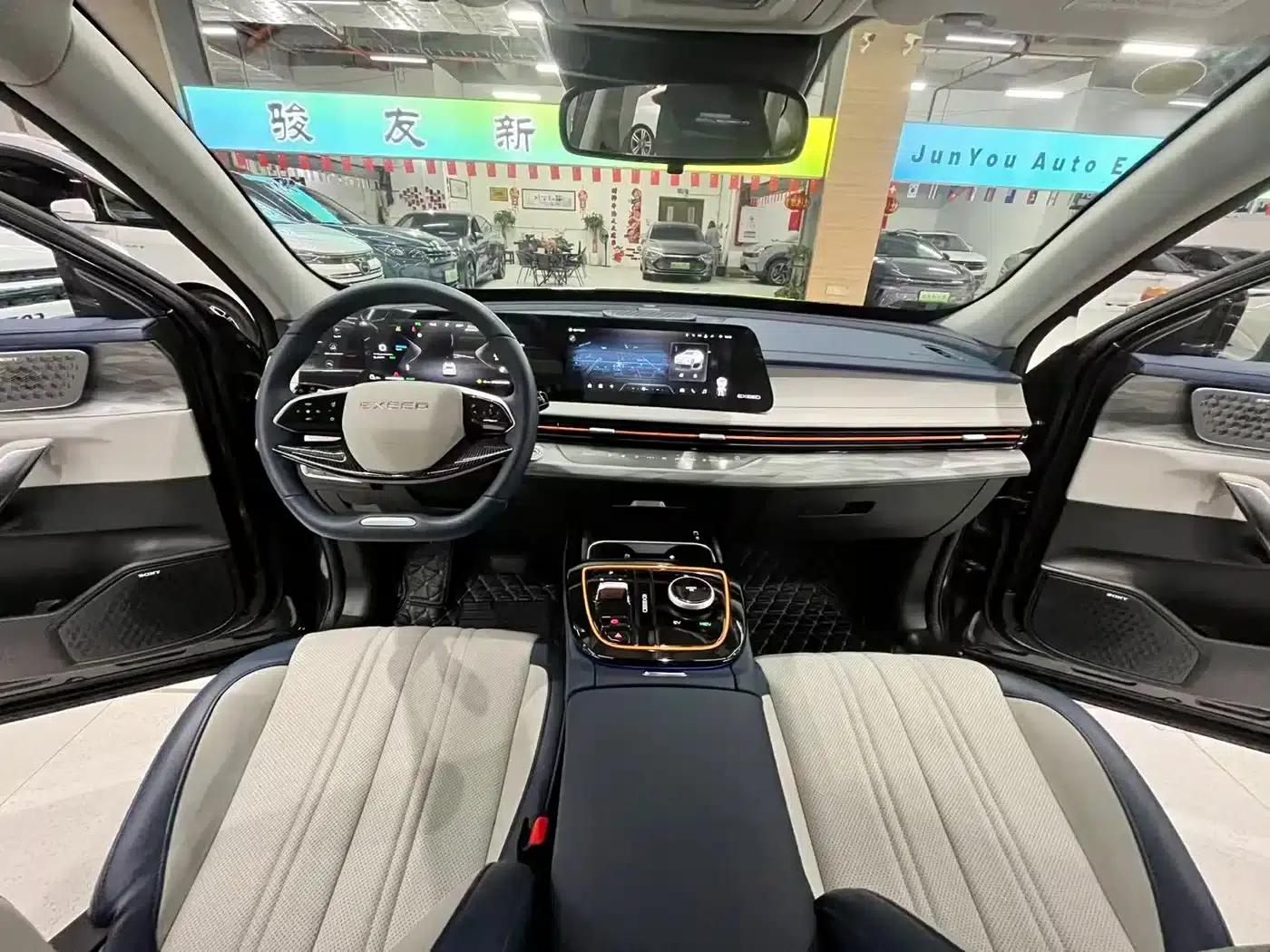 Exeed C-DM 2024 Model C-DM 1.5TCI 105KM Luxury Edition — миниатюра 24