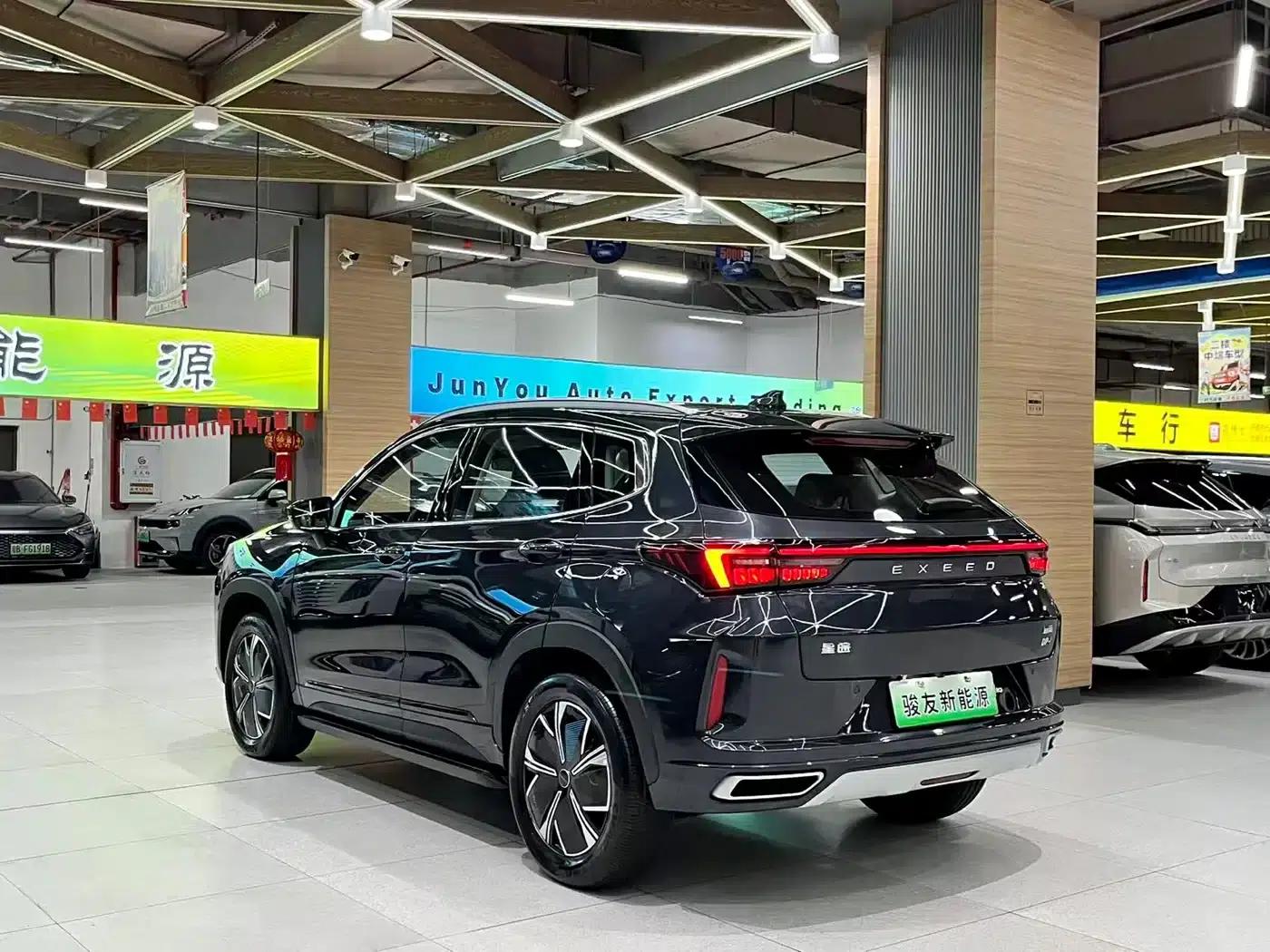 Exeed C-DM 2024 Model C-DM 1.5TCI 105KM Luxury Edition — миниатюра 4