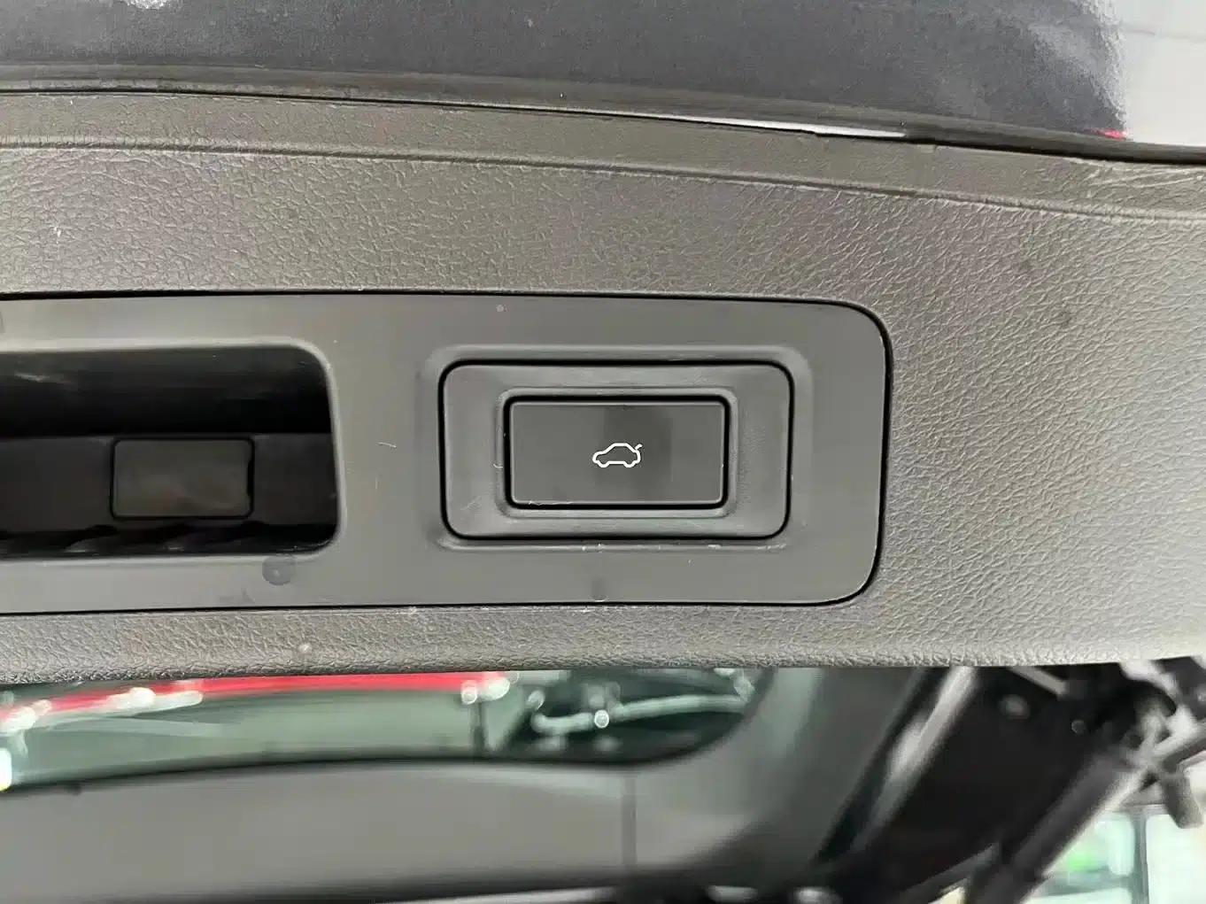 Exeed C-DM 2024 Model C-DM 1.5TCI 105KM Luxury Edition — миниатюра 7
