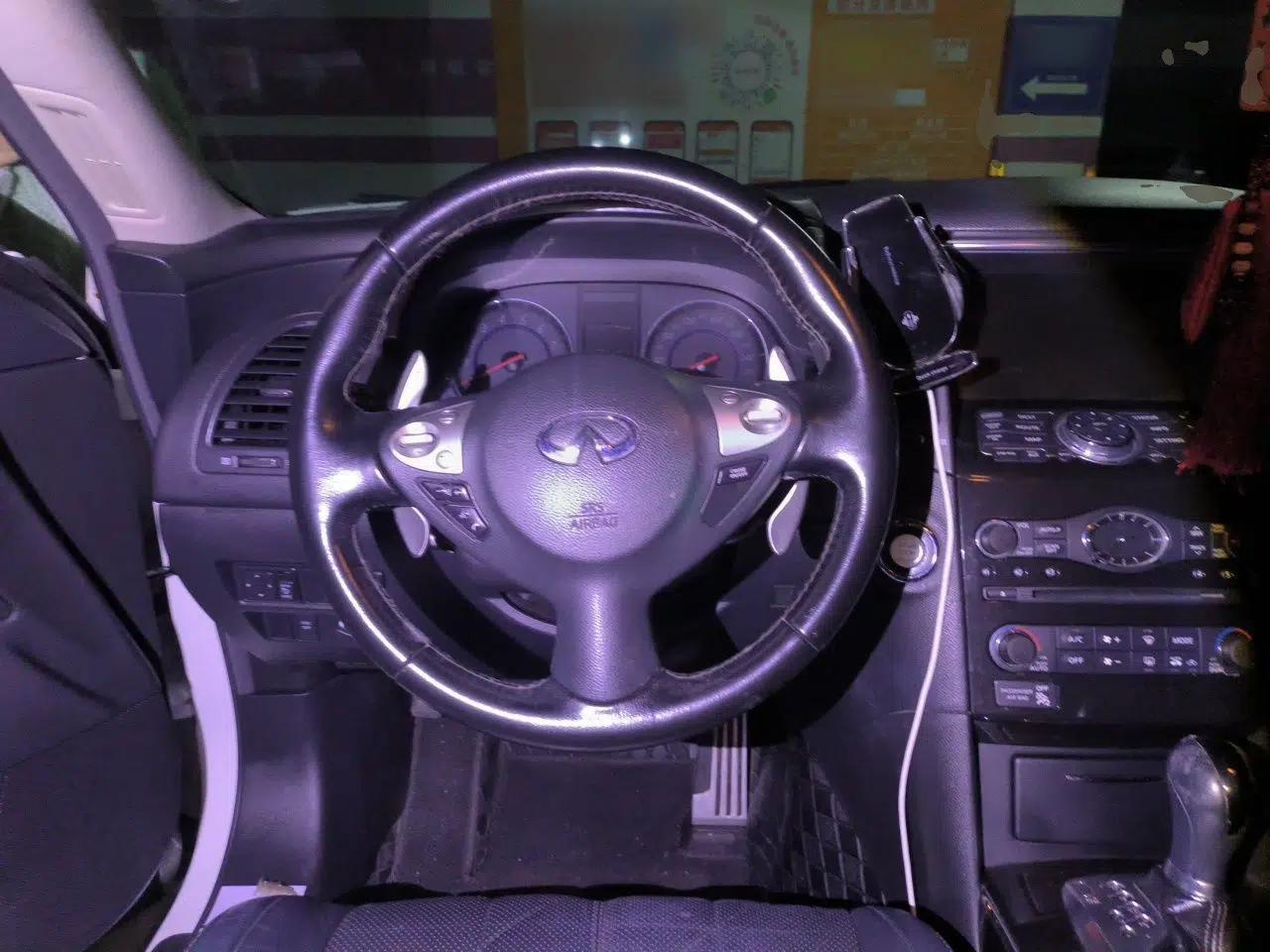 Infiniti FX 2011 FX35 Standard Edition — миниатюра 11