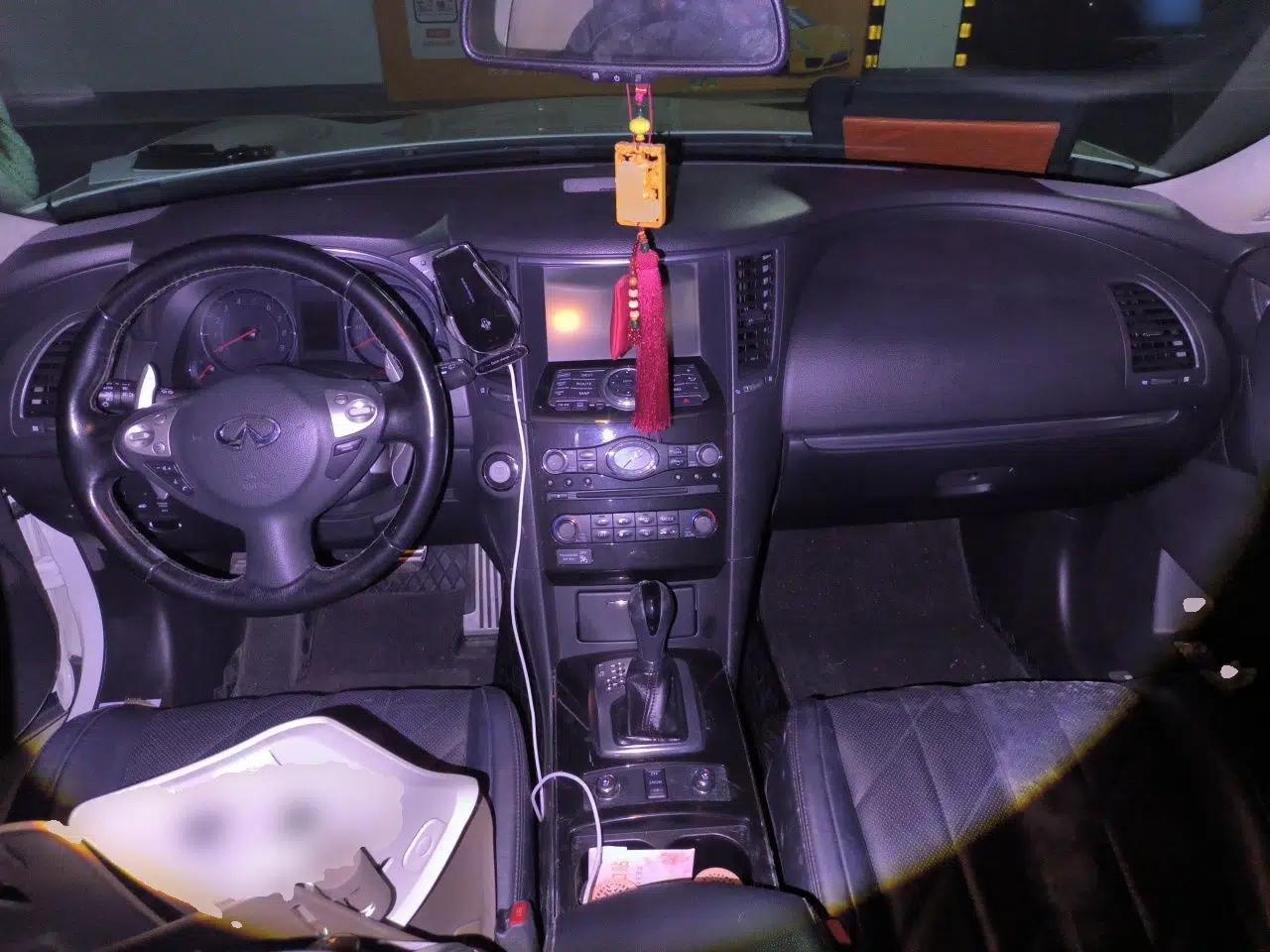 Infiniti FX 2011 FX35 Standard Edition — миниатюра 10