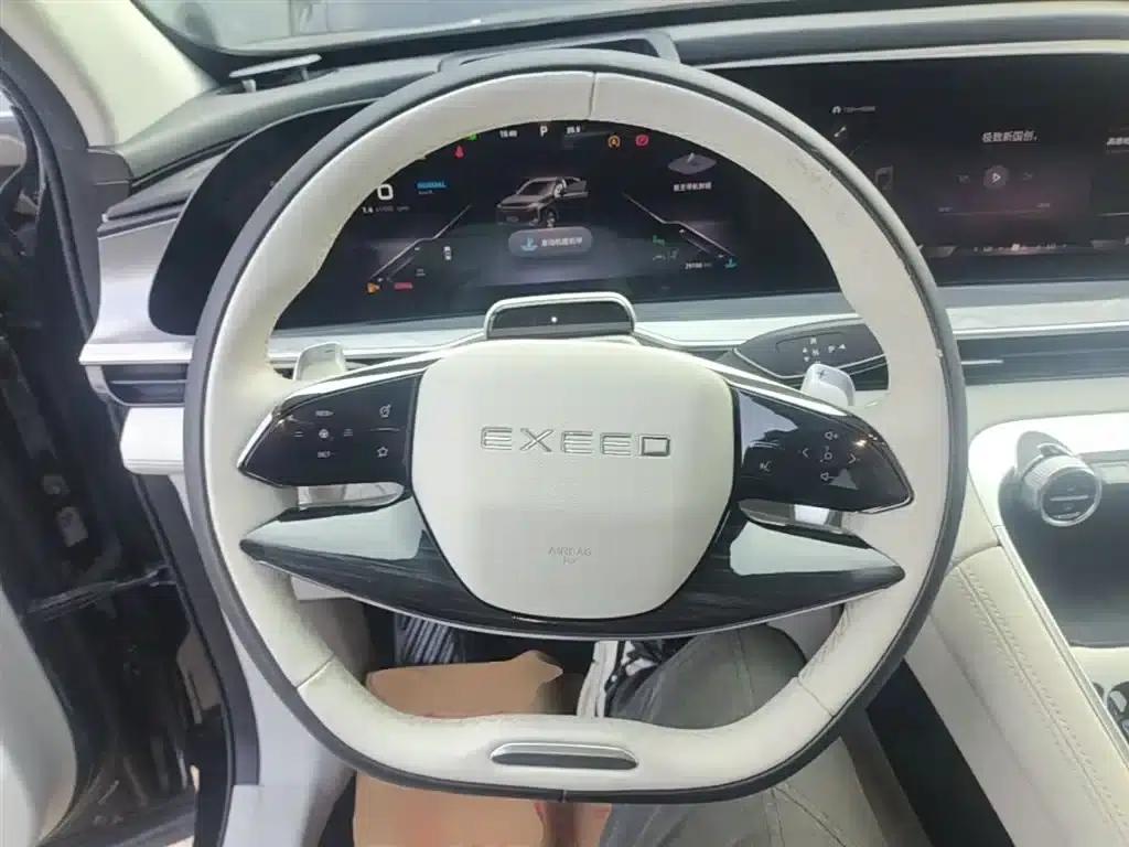 Exeed Yaoguang 2023 400T 2WD Luxury Edition — миниатюра 11