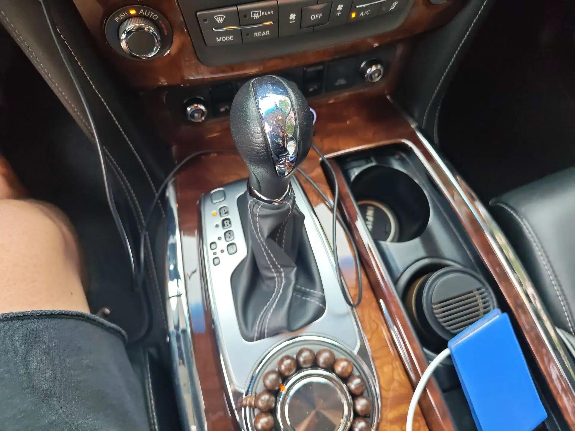 Infiniti QX80 2016 5.6L 4WD — миниатюра 14