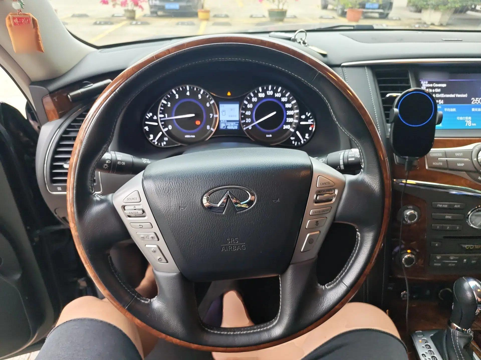 Infiniti QX80 2016 5.6L 4WD — миниатюра 10