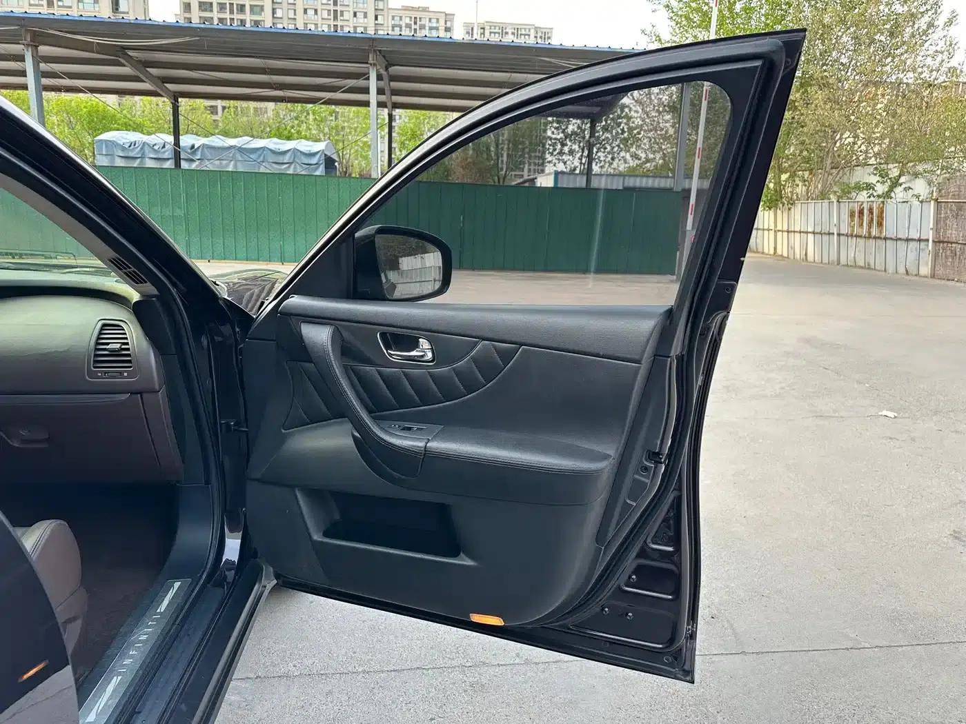 Infiniti FX 2011 FX35 Standard Edition — миниатюра 12