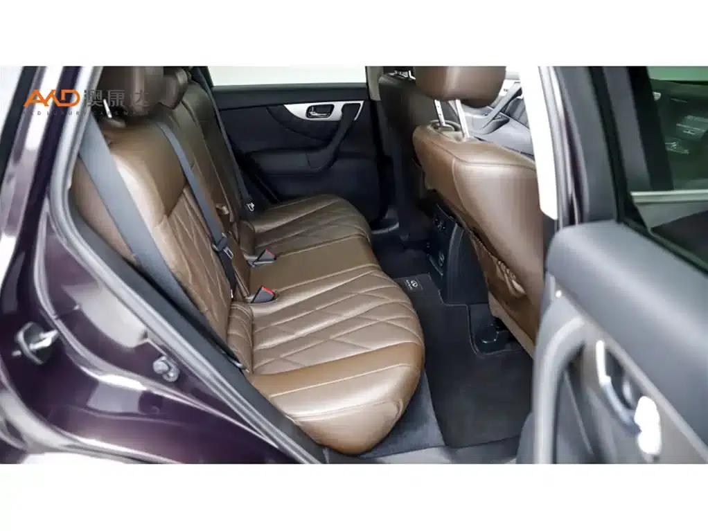 Infiniti QX70 2013 3.7L Super Edition — миниатюра 8