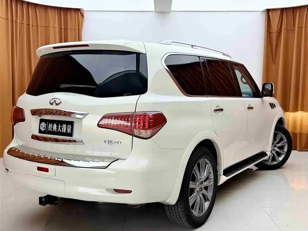 2011 Infiniti QX56 — миниатюра 4