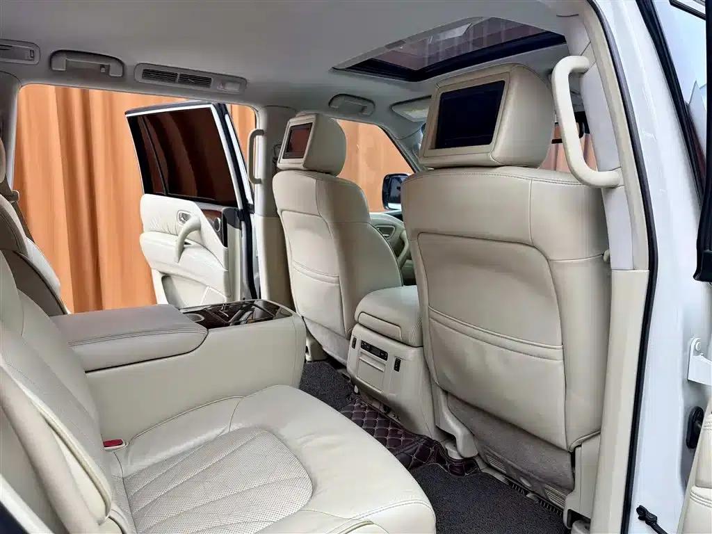 2011 Infiniti QX56 — миниатюра 8