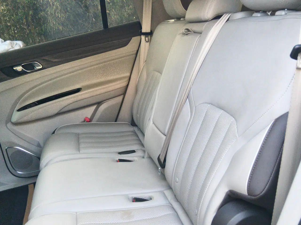 Ford Equator 2023 EcoBoost 225 Premier 7-Seater (2/3/2) — миниатюра 18