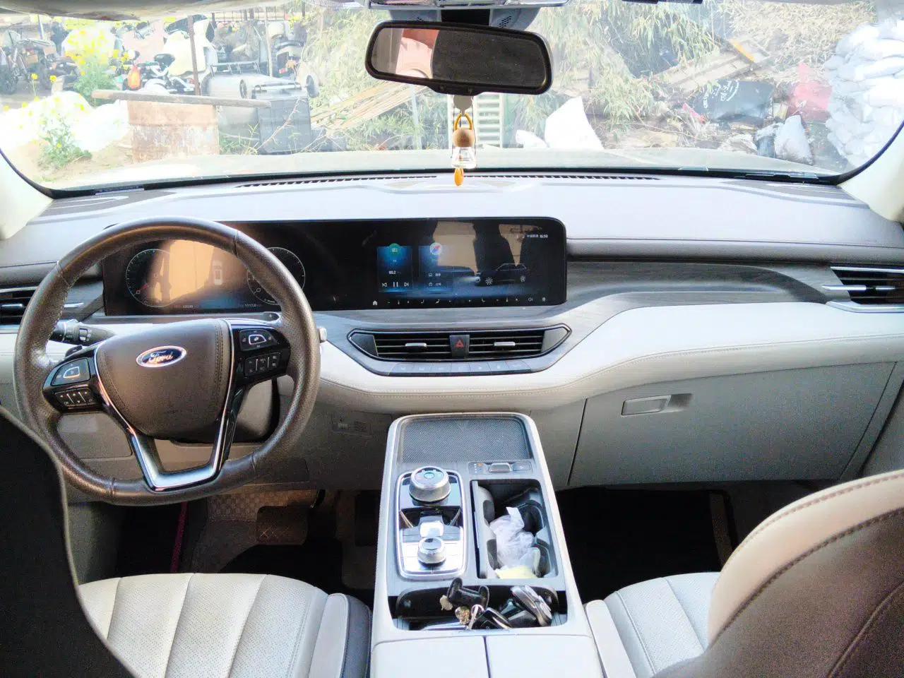 Ford Equator 2023 EcoBoost 225 Premier 7-Seater (2/3/2) — миниатюра 19