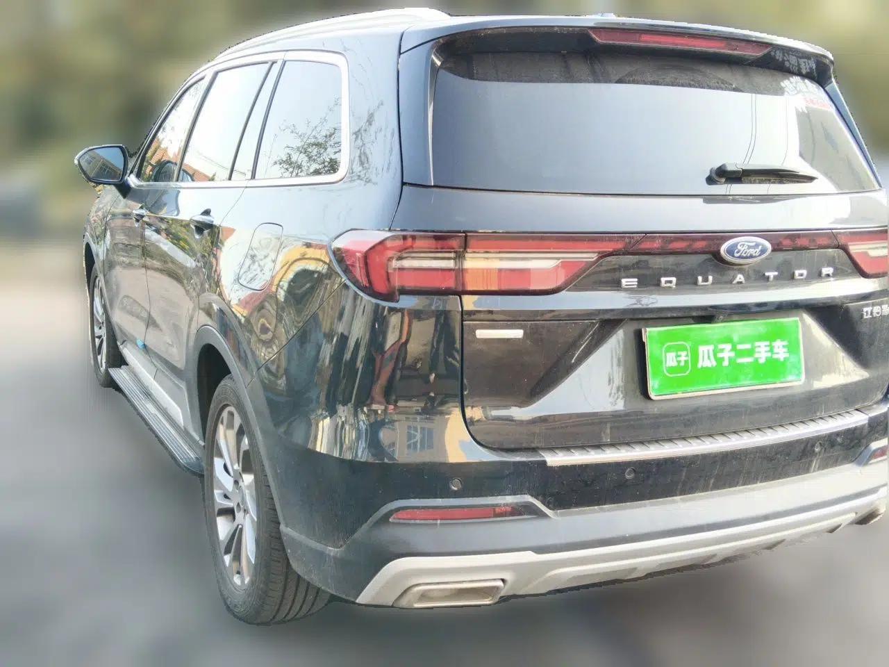 Ford Equator 2023 EcoBoost 225 Premier 7-Seater (2/3/2) — миниатюра 4