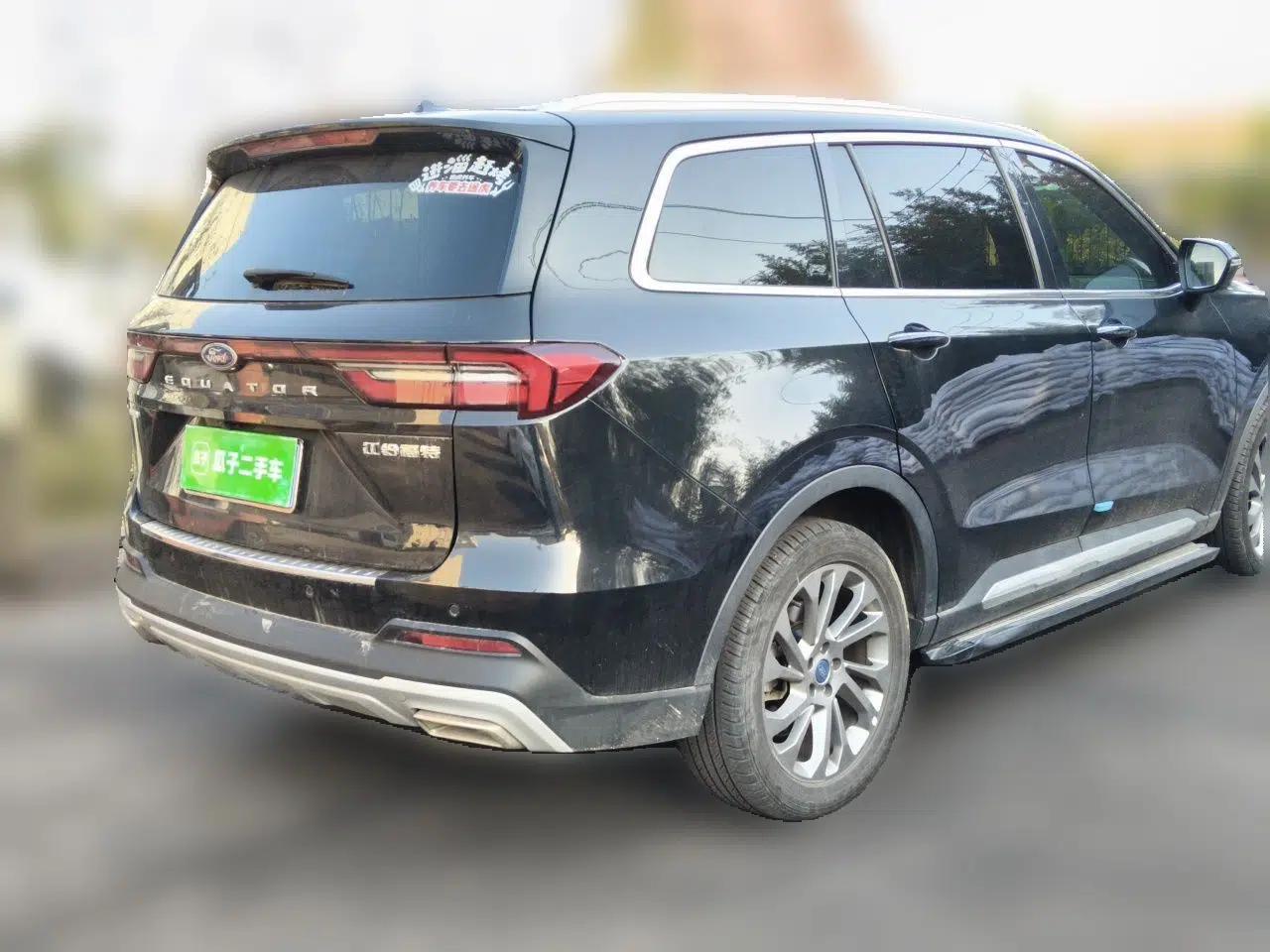 Ford Equator 2023 EcoBoost 225 Premier 7-Seater (2/3/2) — миниатюра 6