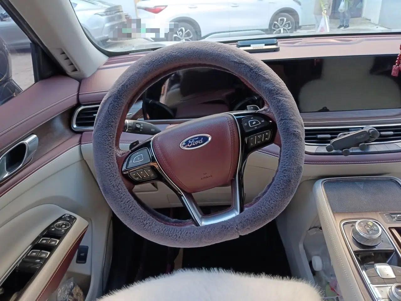 Ford Equator 2021 EcoBoost 225 Premier PLUS 6-Seater — миниатюра 11