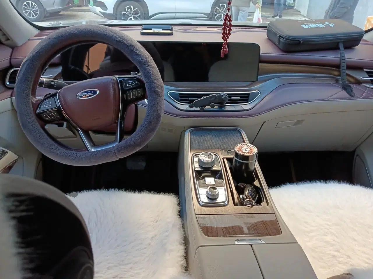 Ford Equator 2021 EcoBoost 225 Premier PLUS 6-Seater — миниатюра 10