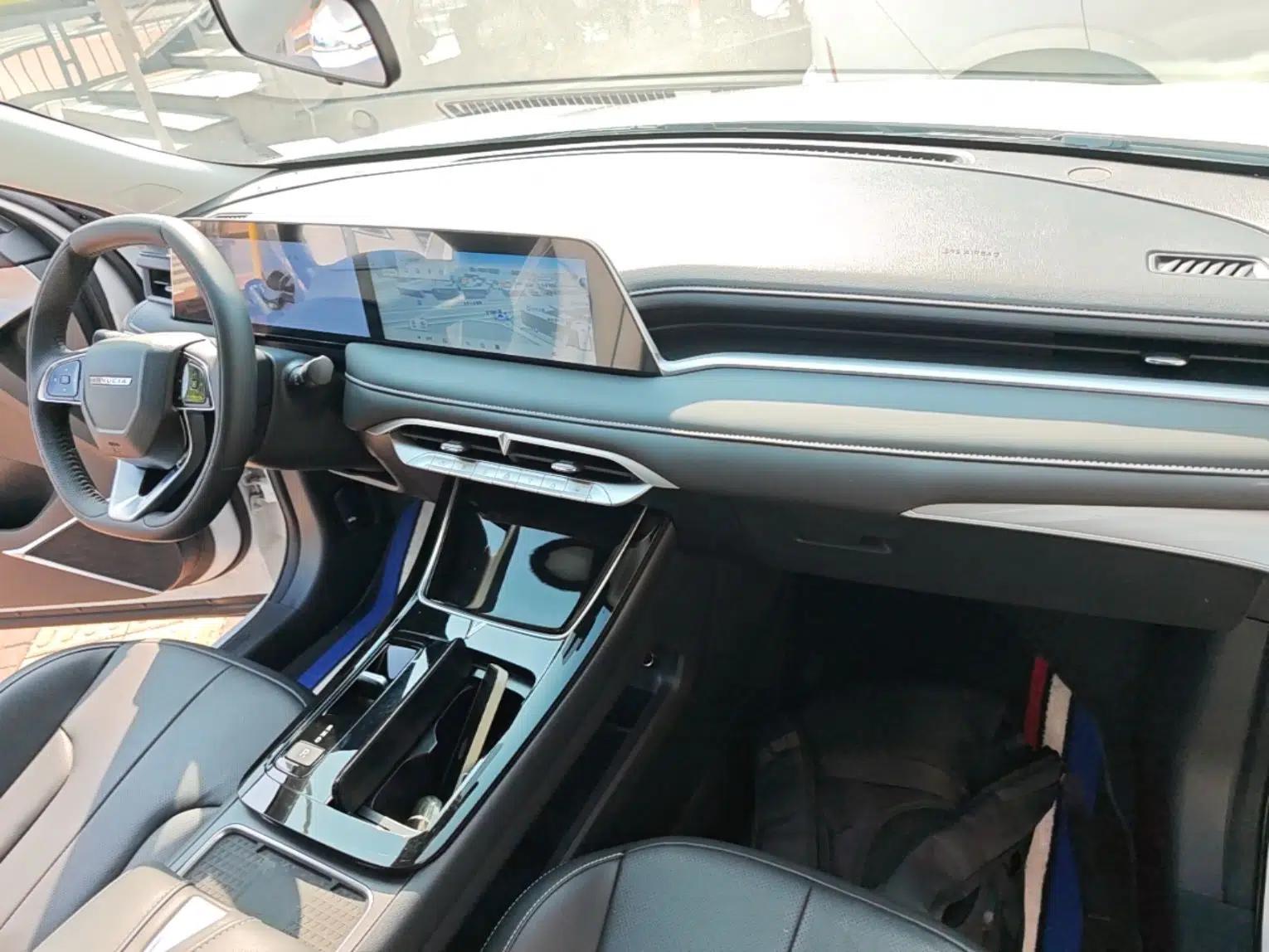 Venucia V DD-i 2025 Orca 150km Joyful Journey Edition — миниатюра 12
