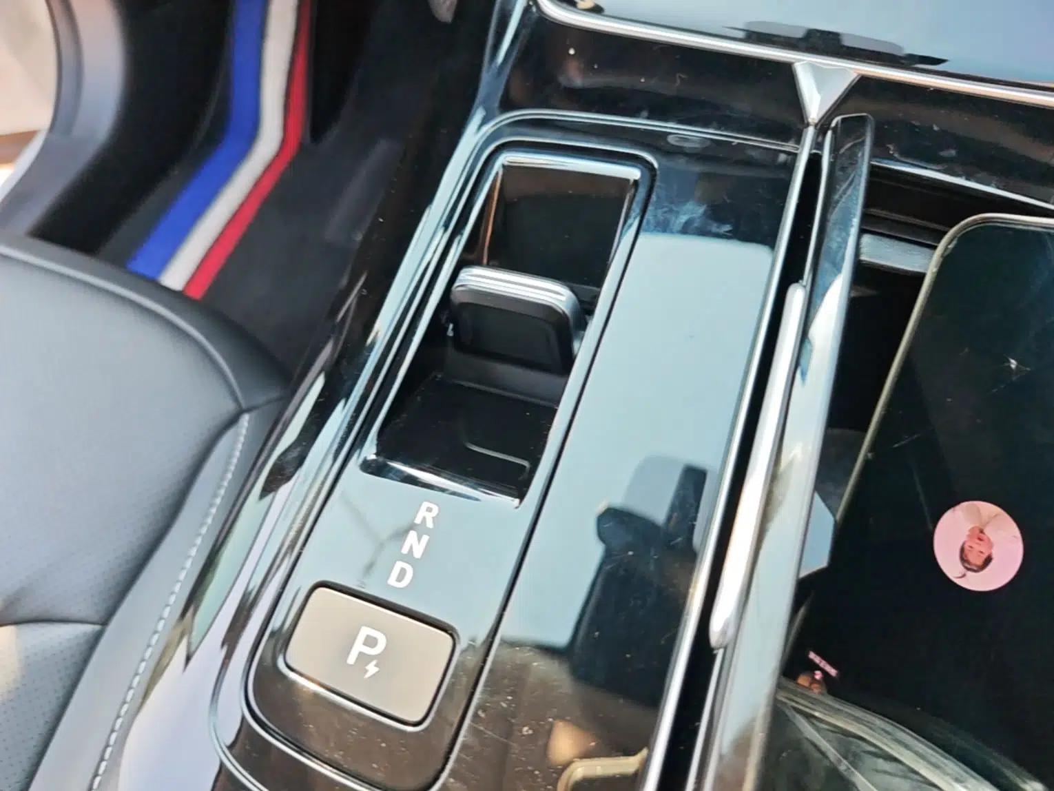 Venucia V DD-i 2025 Orca 150km Joyful Journey Edition — миниатюра 16
