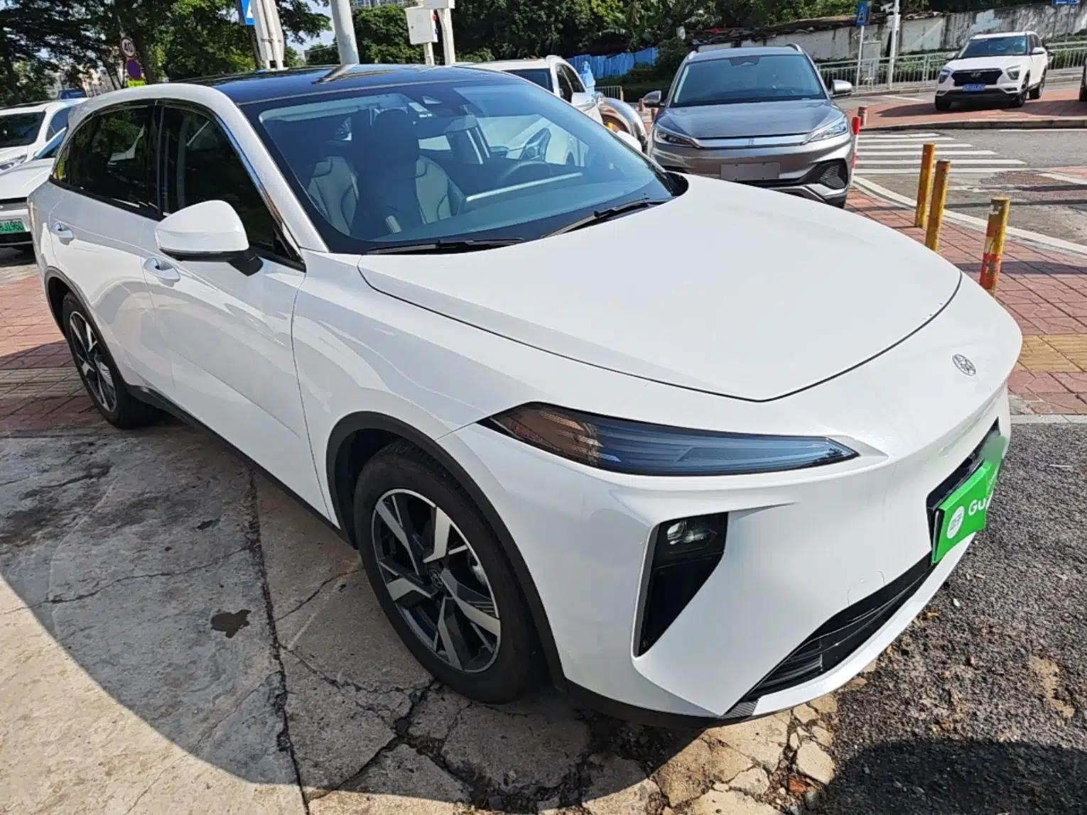 Venucia V DD-i 2025 Orca 150km Joyful Journey Edition — миниатюра 6