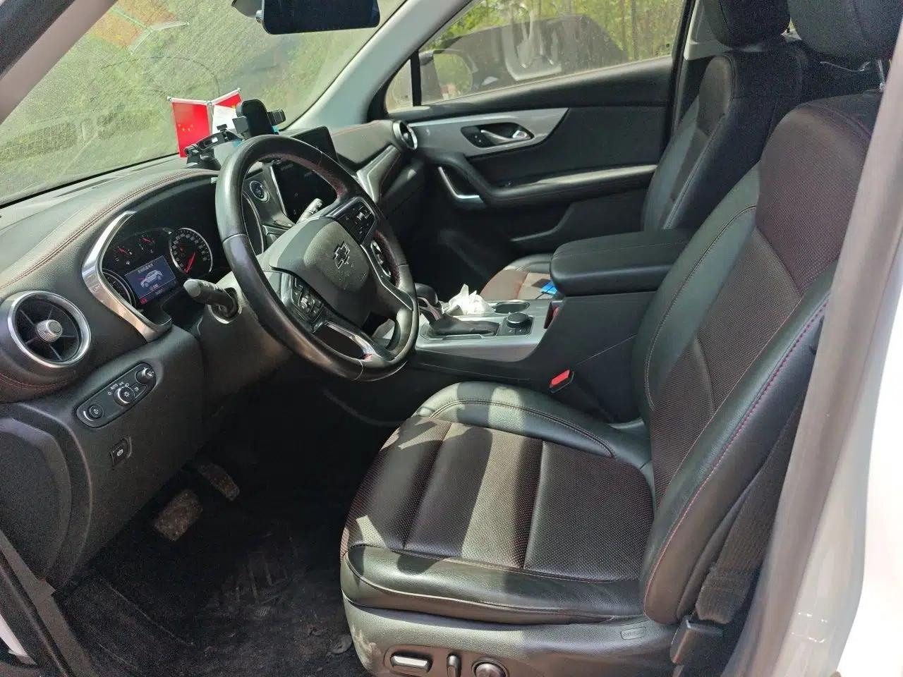 Chevrolet Blazer 2020 Redline 650T 7-Seater Ting Edition — миниатюра 16