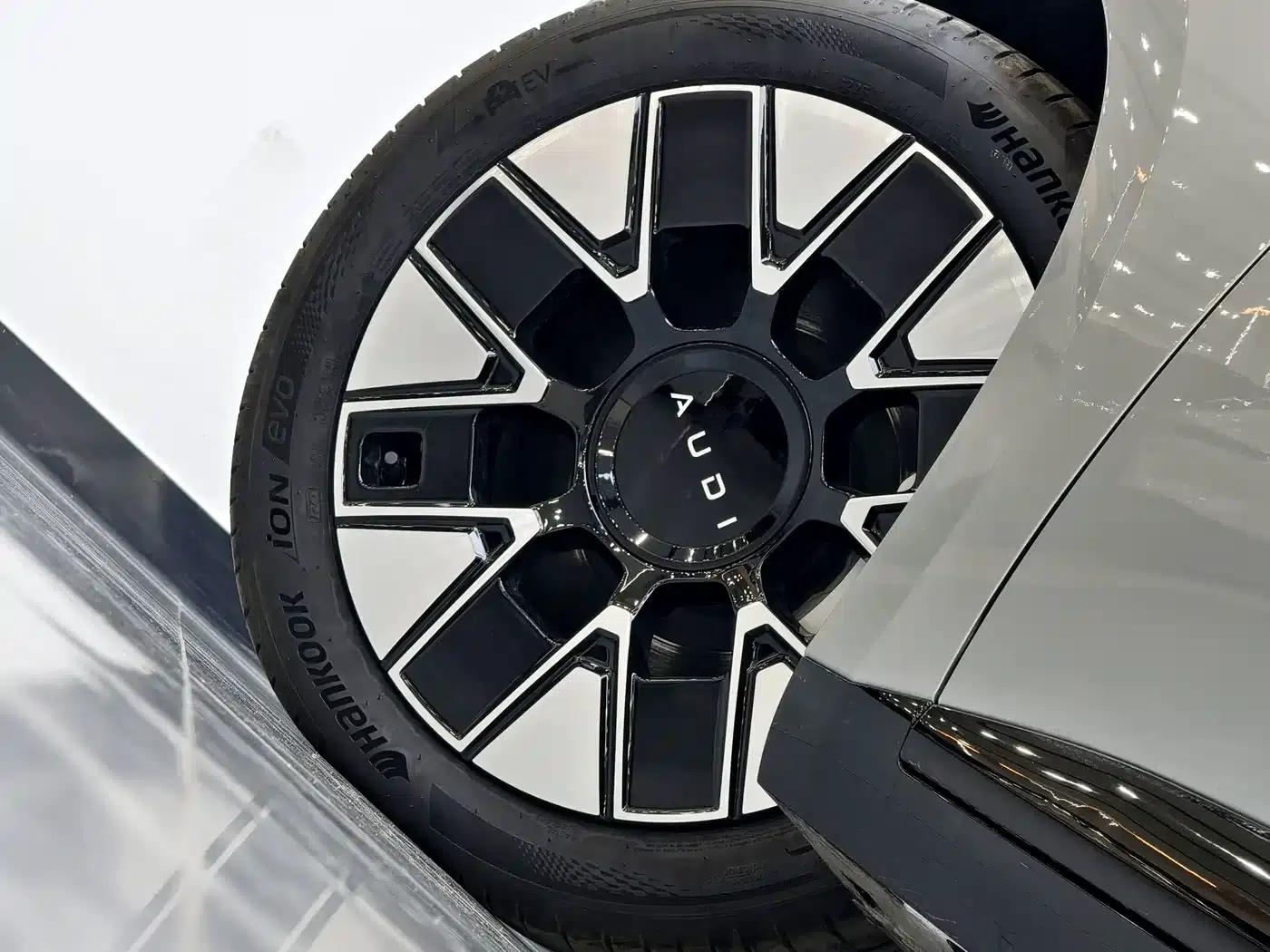 Audi E5 Sportback 2026 Pioneer Edition — миниатюра 10