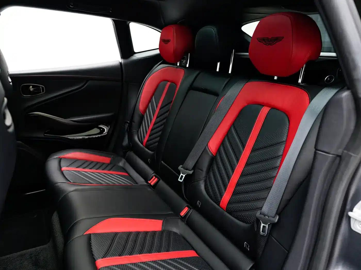 Aston Martin DBX 2024 4.0T V8 707 — миниатюра 15